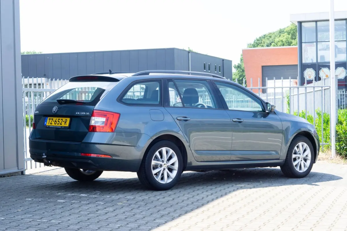 1.0 TSI Greentech Ambition Business CARPLAY/PDC/CRUISE