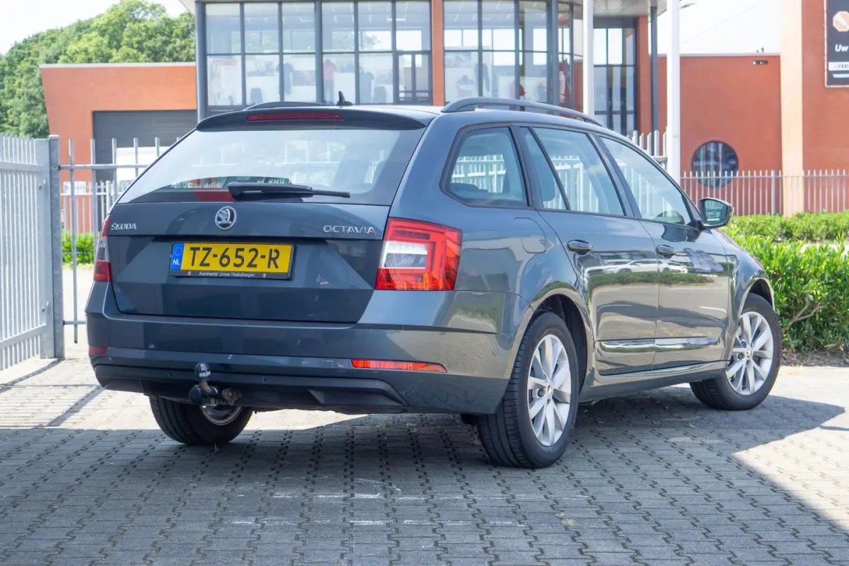 1.0 TSI Greentech Ambition Business CARPLAY/PDC/CRUISE