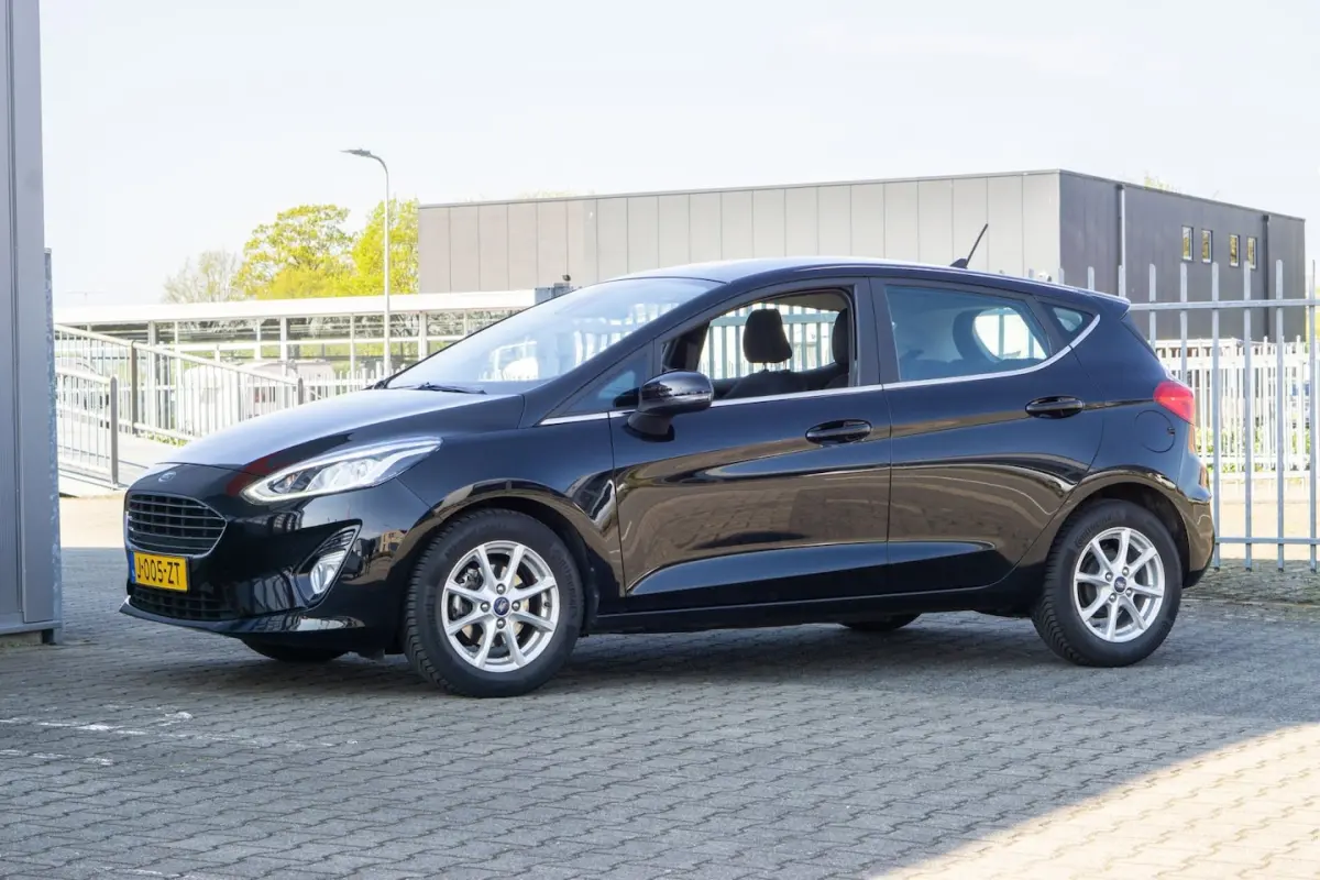 1.0 EcoBoost Hybrid Titanium NAVI/CRUISE/PDC