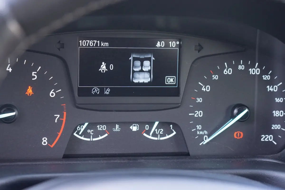 1.0 EcoBoost Hybrid Titanium NAVI/CRUISE/PDC