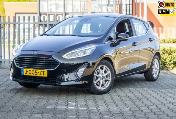 1.0 EcoBoost Hybrid Titanium NAVI/CRUISE/PDC