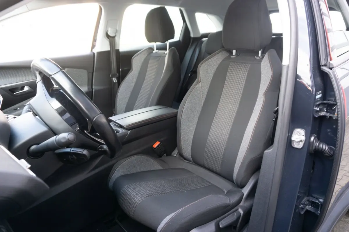 1.2 PureTech Active CARPLAY/PDC/CRUISE