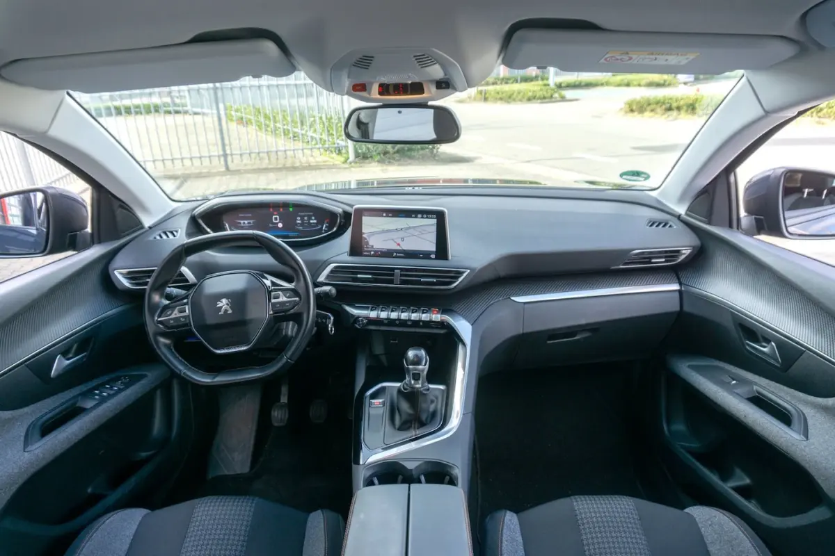 1.2 PureTech Active CARPLAY/PDC/CRUISE
