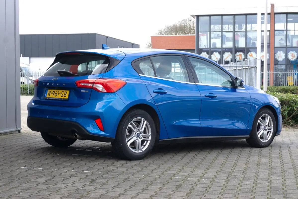1.0 EcoBoost Hybrid Trend Edition Business CARPLAY/CAMERA/NAVI