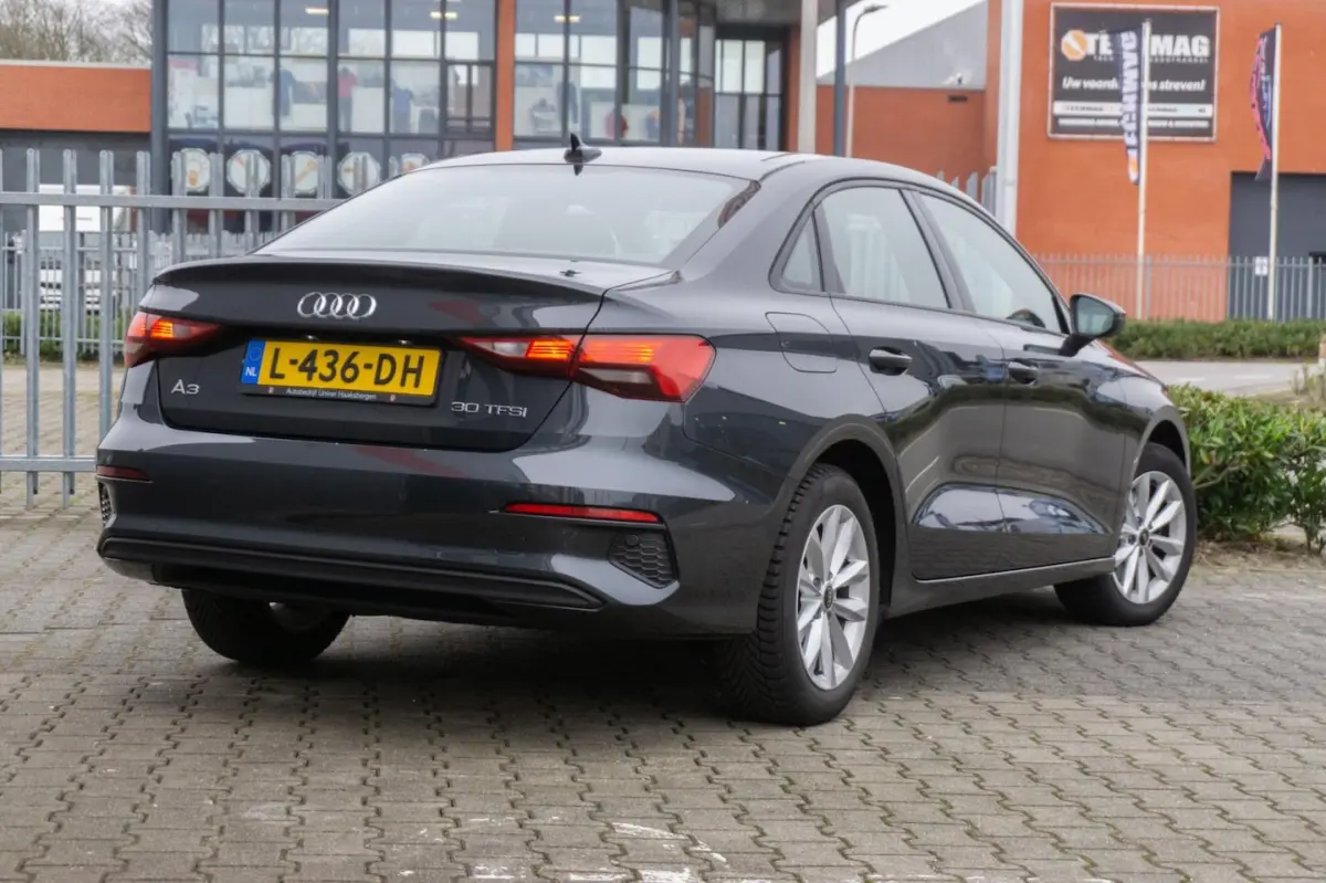 30 TFSI Pro Line CRUISE/PDC/VIRTUAL/CARPLAY