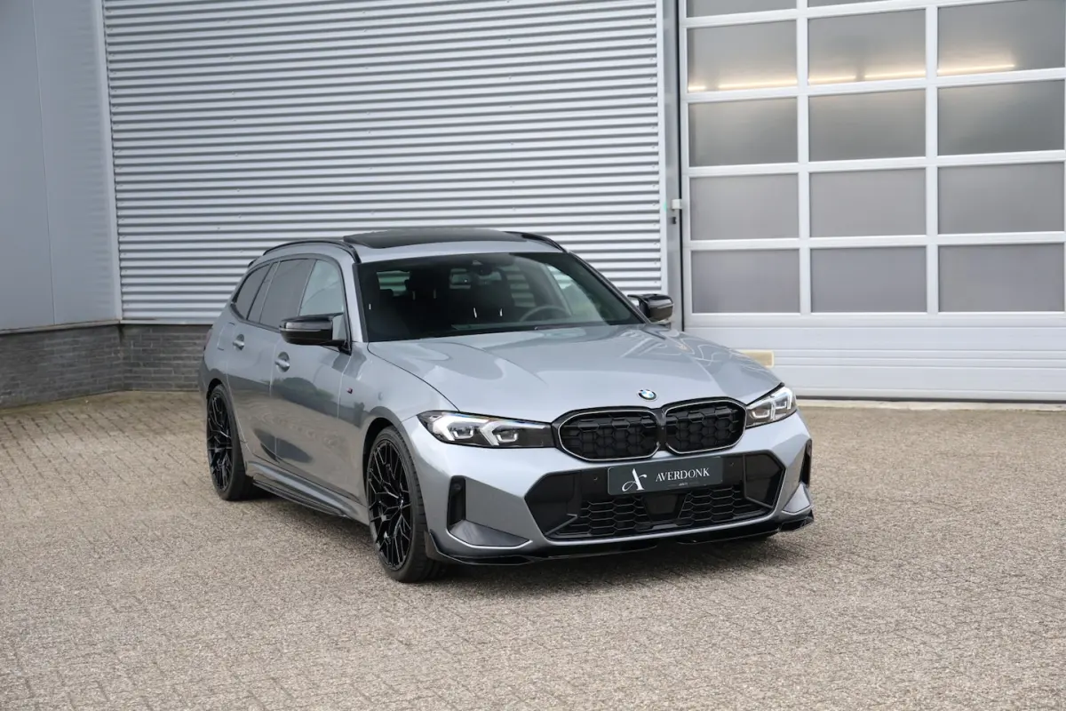 320i M-Sport Pano|Trekh|360Cam|HUD|ACC|Iconic