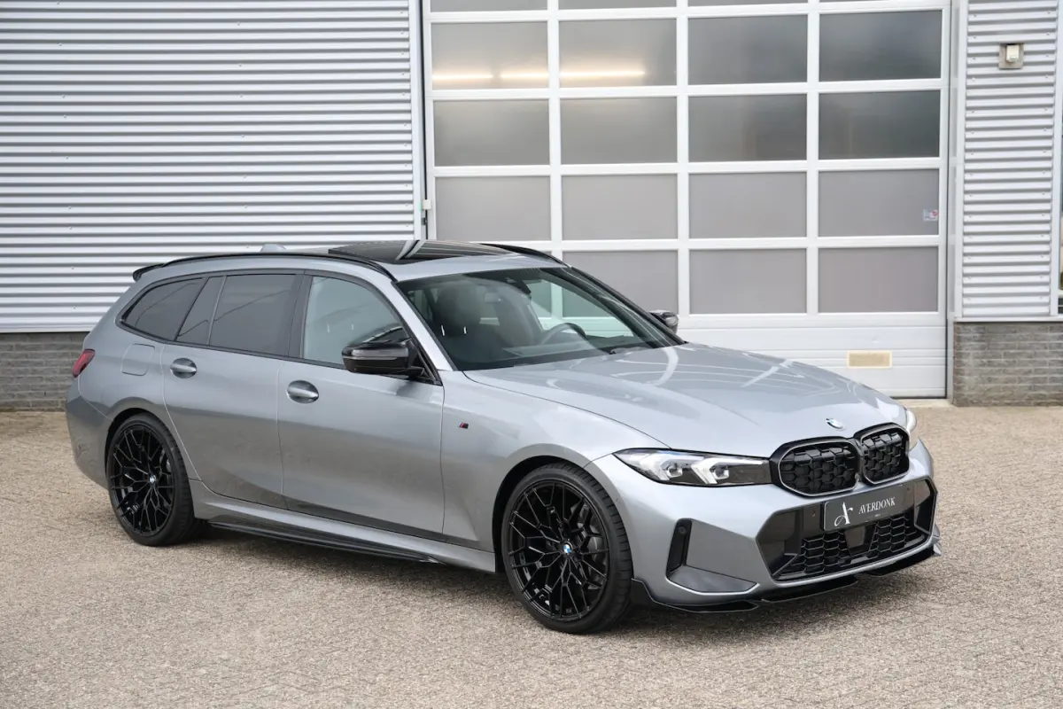 320i M-Sport Pano|Trekh|360Cam|HUD|ACC|Iconic