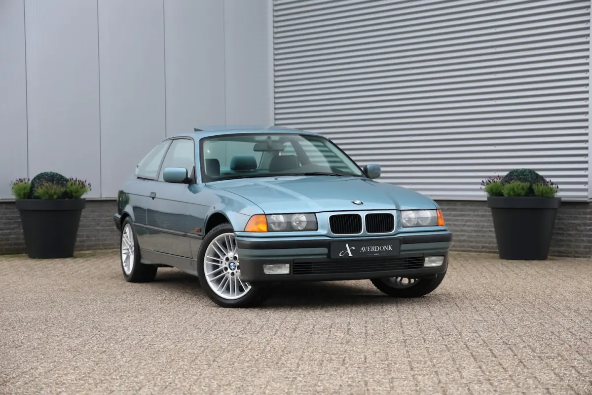 BMW 3-serie Coupé 1995 Benzine Handgeschakeld leasen