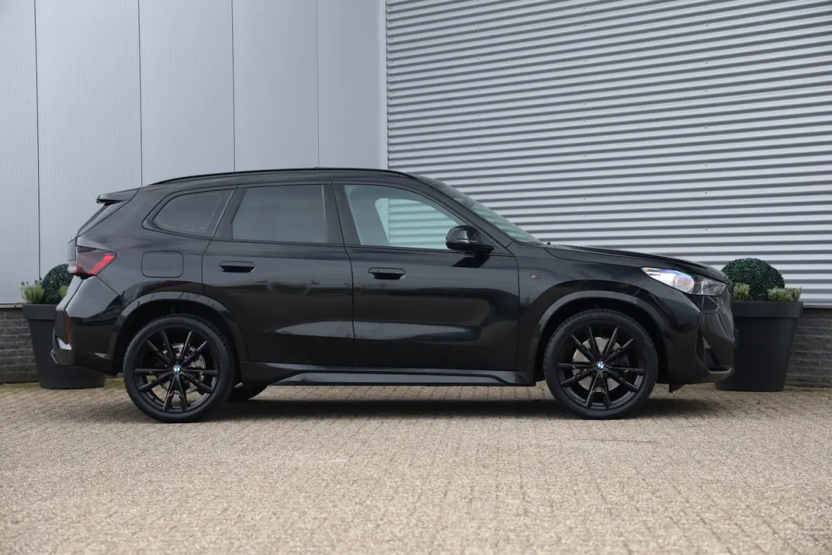sDrive20i 170pk M-Sport Black Ed. Pano|360Cam|HUD