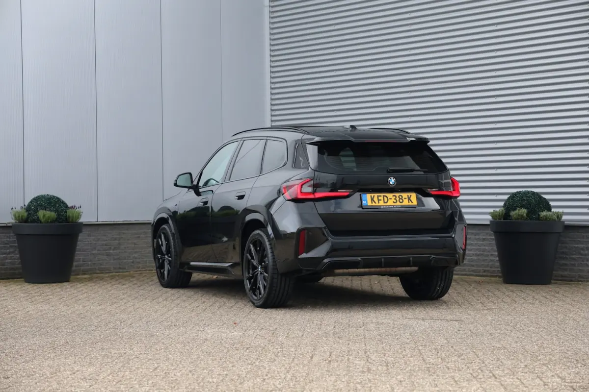 sDrive20i 170pk M-Sport Black Ed. Pano|360Cam|HUD
