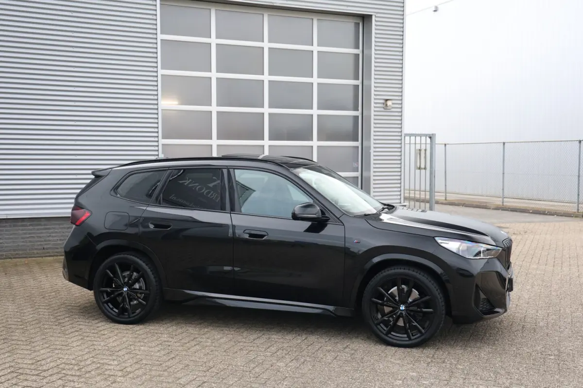 sDrive20i 170pk M-Sport Black Ed. Pano|360Cam|HUD
