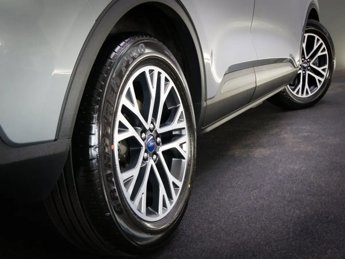 2.5 PHEV Titanium X (KEYLESS ENTRY, VERWARMD STUURWIEL, APPLE CARPLAY/ANDROID AUTO, CRUISE