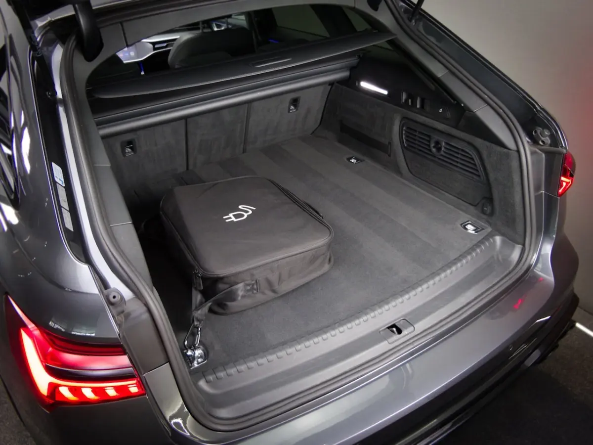 55 TFSI e quattro Competition S-Line Edition (B&O, SFEERVERLICHTING, MAXTON, ACC, PANO, TR