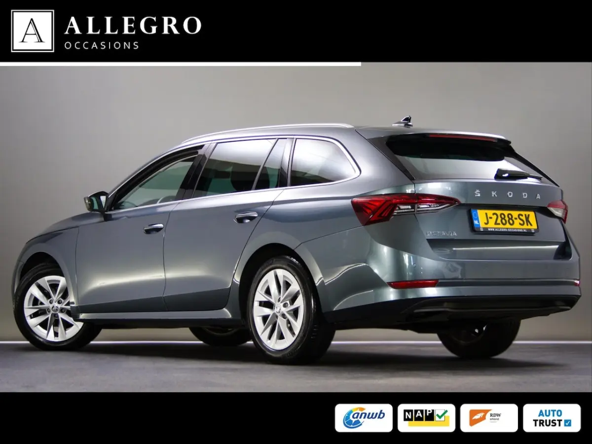 1.0 TSI Business Edition Plus (ADAPTIVE CRUISE, APPLE CARPLAY/ANDROID AUTO, STOELVERWARMIN