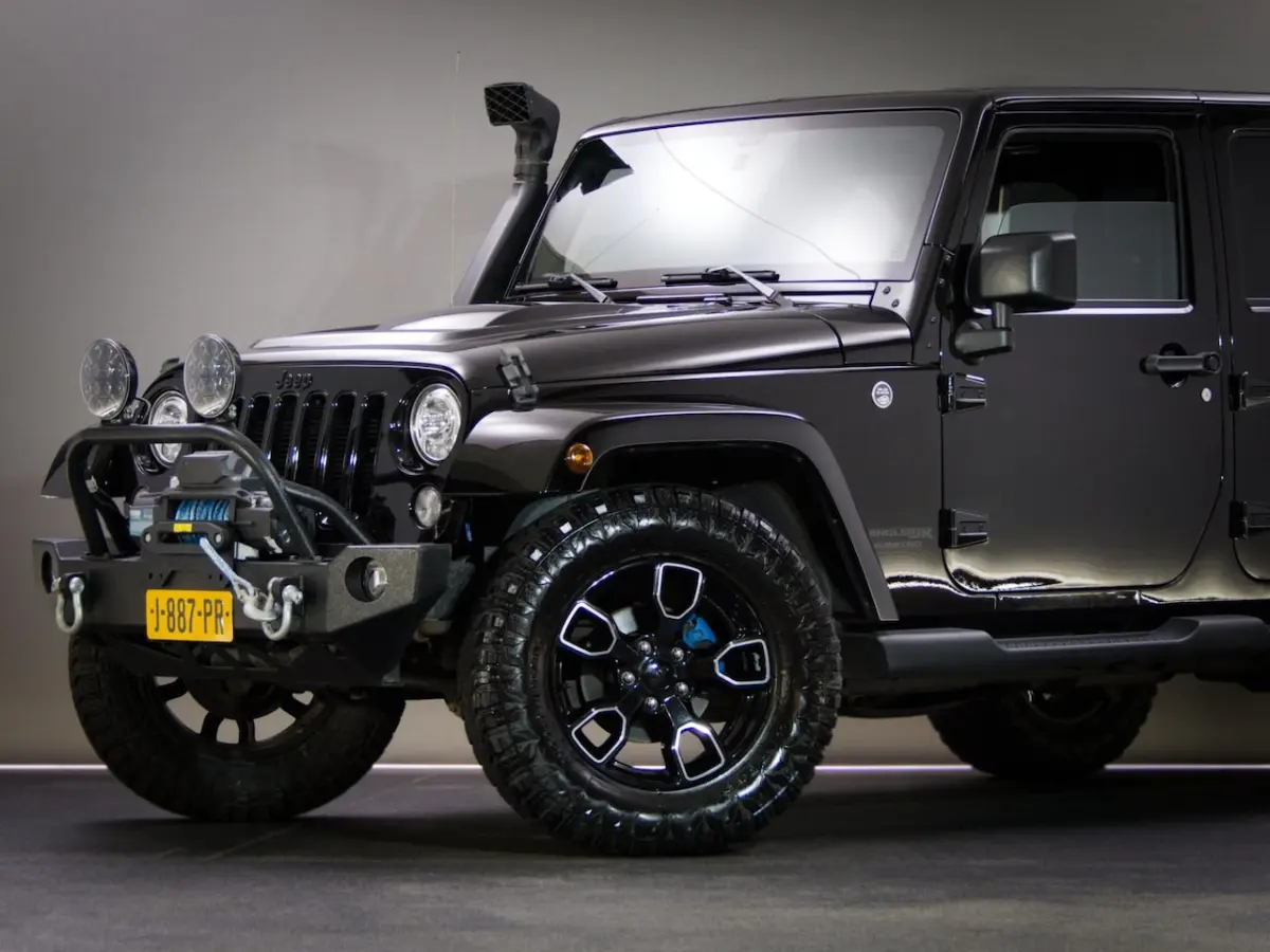 3.6 Rubicon JK Edition (HARDTOP CABRIO, OFF-ROAD BANDEN, LIER, VISION-Q KOPLAMPEN, STOELVE
