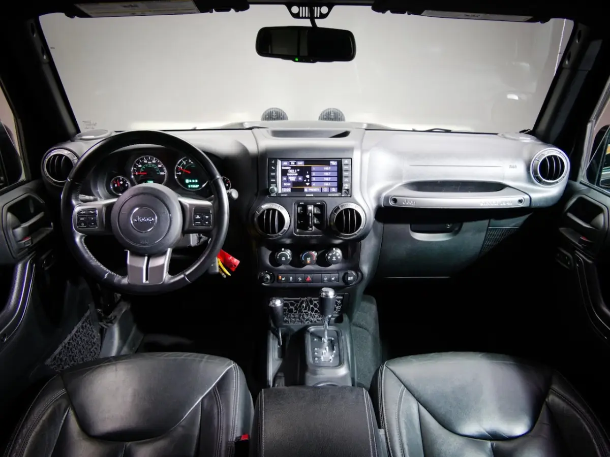 3.6 Rubicon JK Edition (HARDTOP CABRIO, OFF-ROAD BANDEN, LIER, VISION-Q KOPLAMPEN, STOELVE