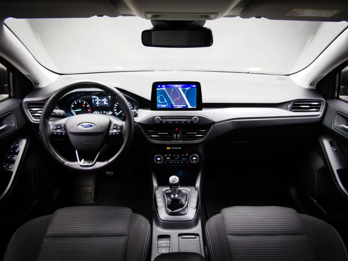 1.0 EcoBoost Hybrid Titanium (APPLE CARPLAY/ANDROID AUTO, STOELVERWARMING, NAVIGATIESYSTEE