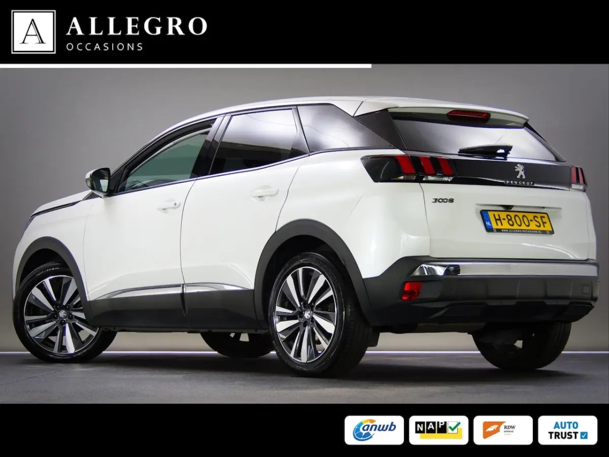 1.2 PureTech Blue Lease Premium (APPLE CARPLAY / ANDROID AUTO, ACHTERUITRIJCAMERA, NAVIGAT