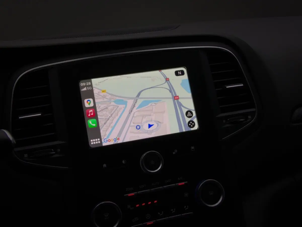 1.2 TCe Zen (NAVIGATIESYSTEEM, CRUISE CONTROL, CLIMATE CONTROL, APPLE CARPLAY / ANDROID AU