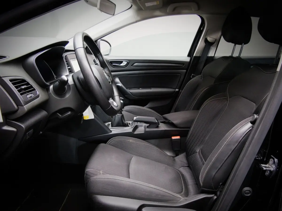 1.2 TCe Zen (NAVIGATIESYSTEEM, CRUISE CONTROL, CLIMATE CONTROL, APPLE CARPLAY / ANDROID AU