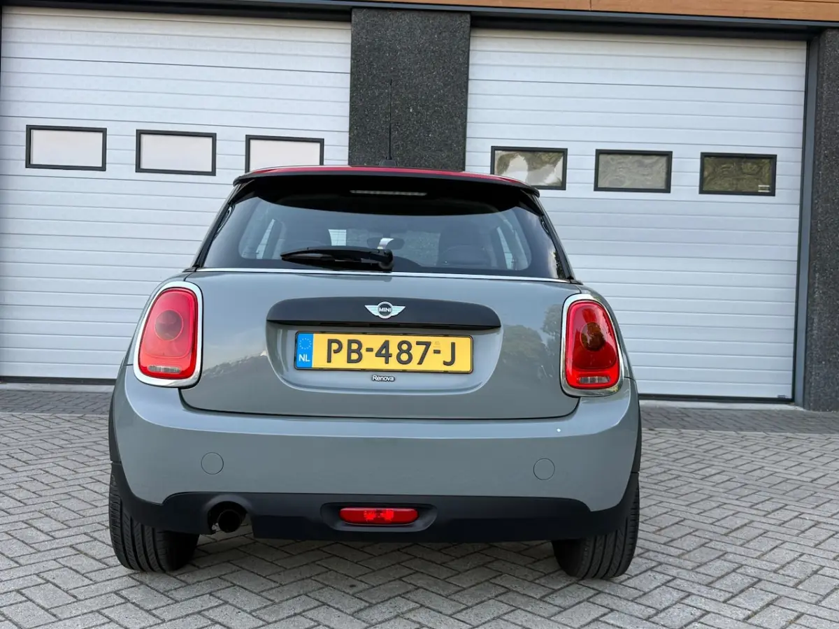 1.2 One Business 1STE EIGENAAR/NAP/NAVI/AIRCO/CRUISE