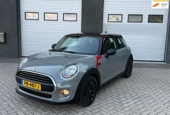 1.2 One Business 1STE EIGENAAR/NAP/NAVI/AIRCO/CRUISE