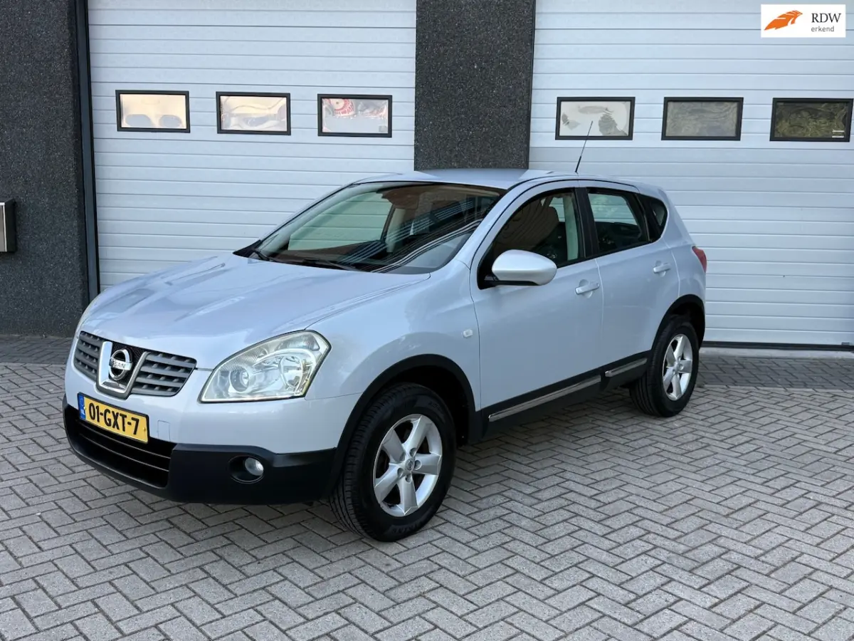 Nissan Qashqai 2008 Benzine Handgeschakeld leasen
