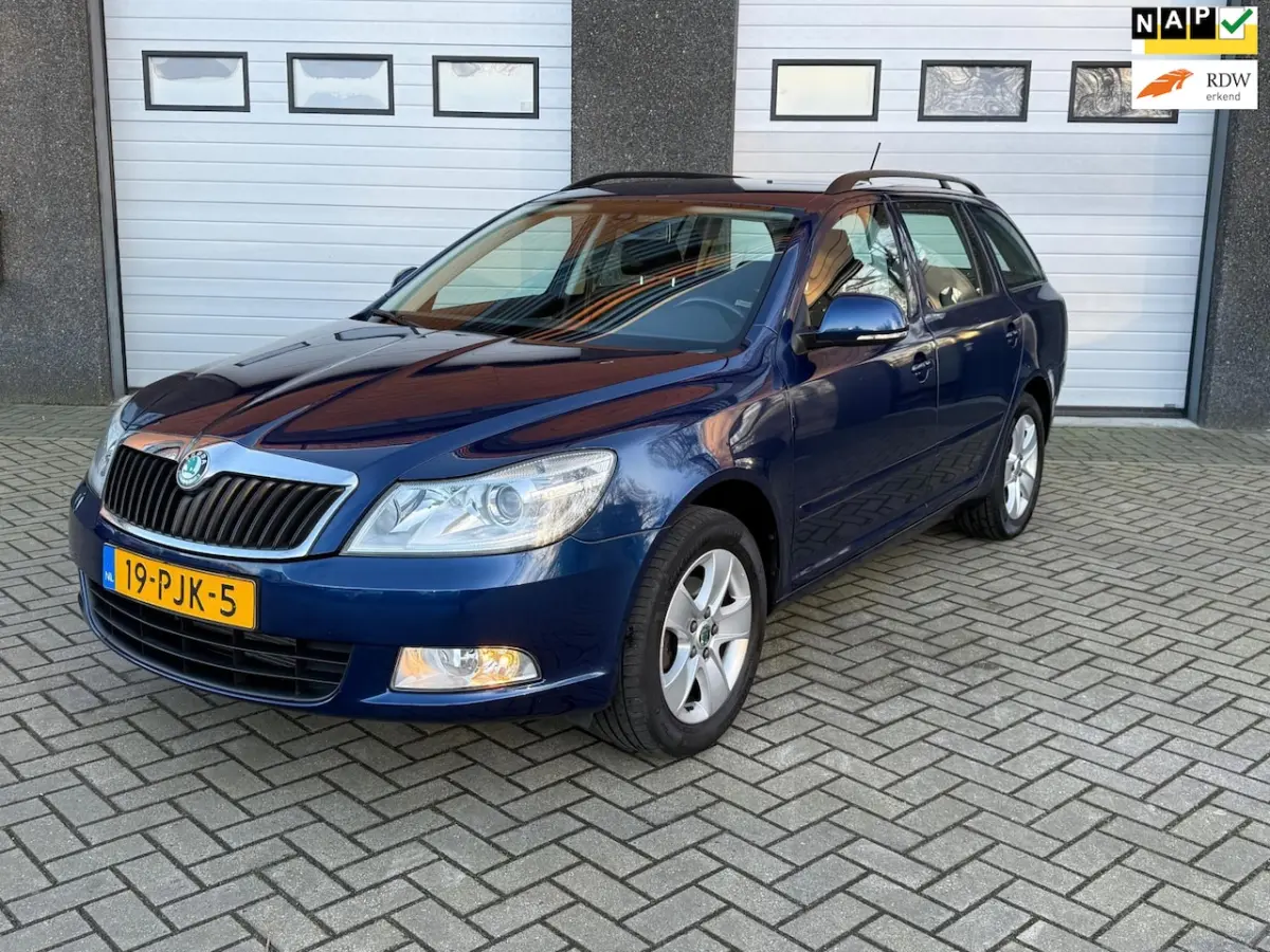 Škoda Octavia Combi 2011 Benzine Handgeschakeld leasen