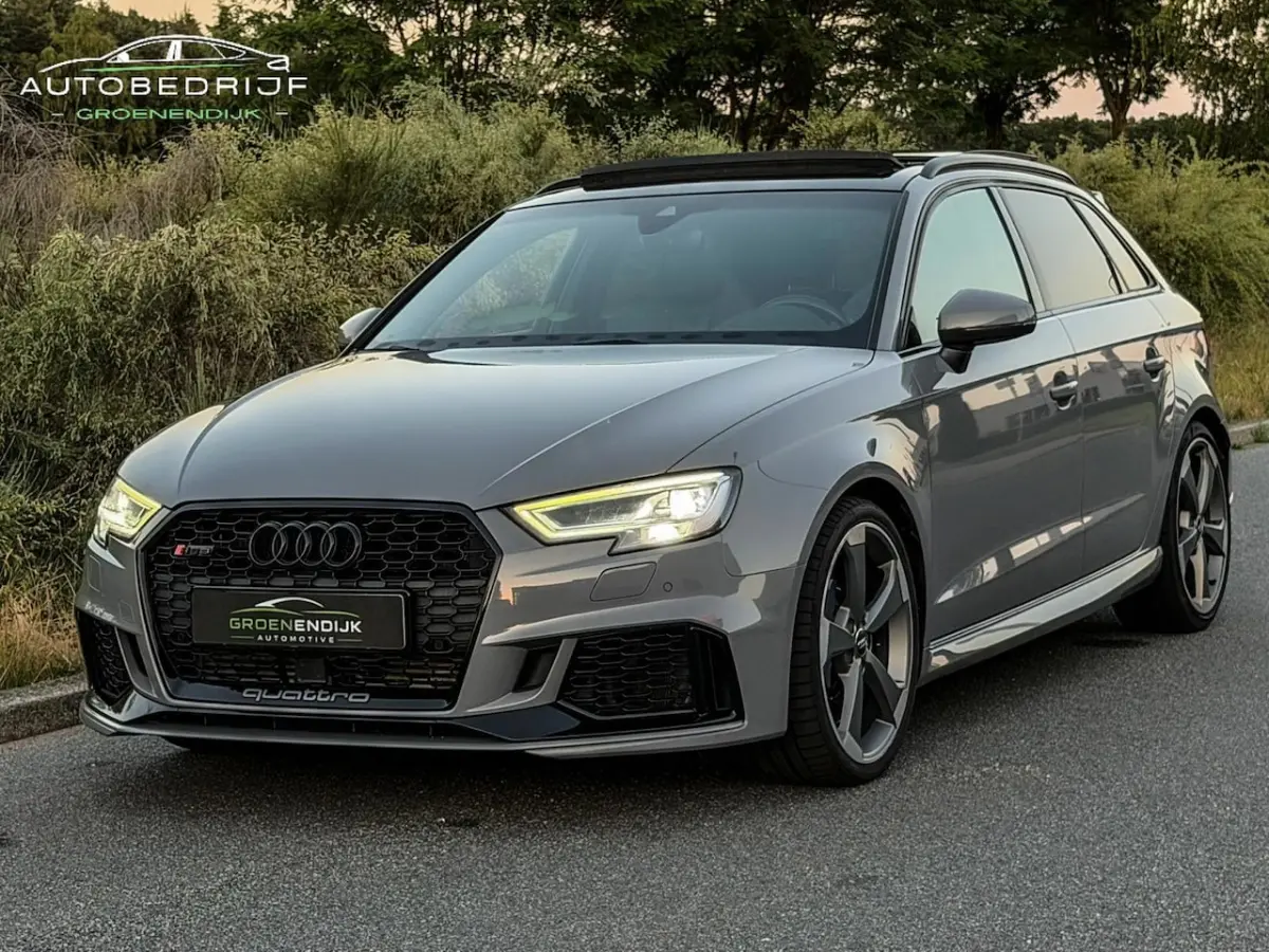 2.5 TFSI RS 3 quattro RS-SEATS CAM PANO PDC