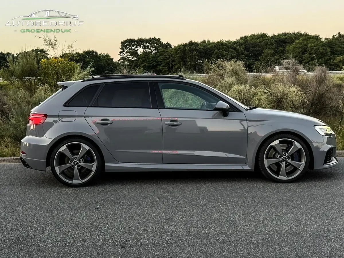 2.5 TFSI RS 3 quattro RS-SEATS CAM PANO PDC