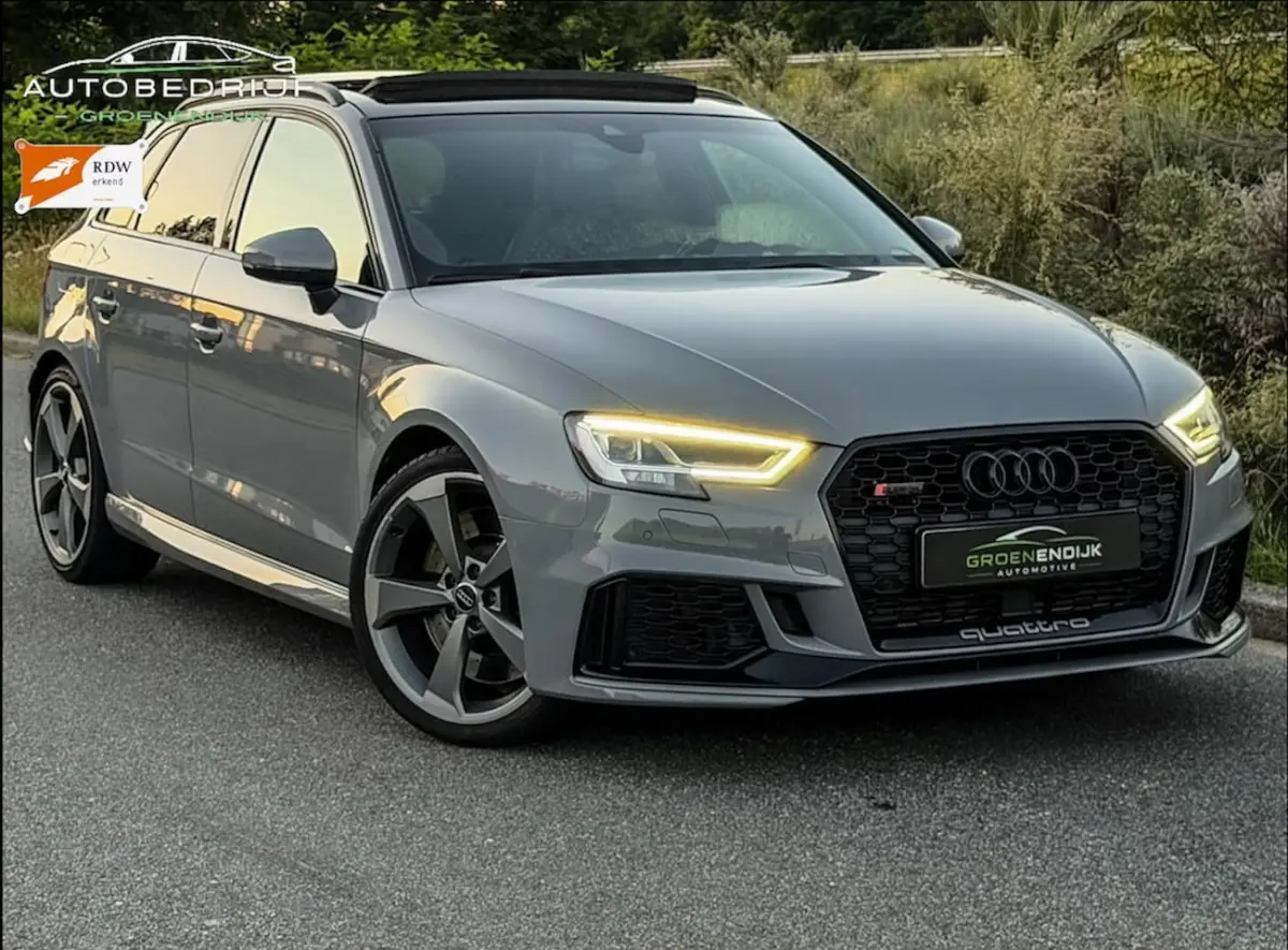 2.5 TFSI RS 3 quattro RS-SEATS CAM PANO PDC