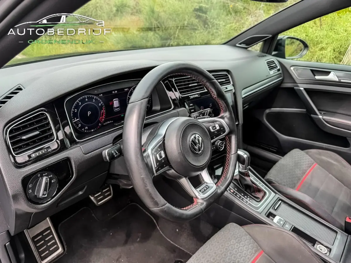 2.0 TSI GTI Performance DYNAUDIO / HONINGGRAAT / GROOTNAVI / CAMERA / PDC / MODE /ACC