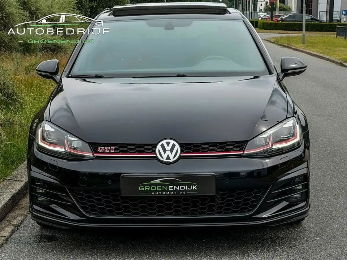 2.0 TSI GTI Performance DYNAUDIO / HONINGGRAAT / GROOTNAVI / CAMERA / PDC / MODE /ACC