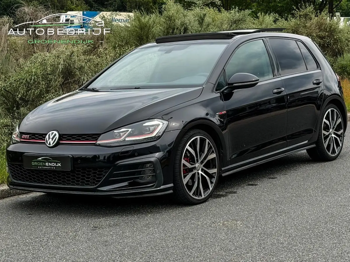 2.0 TSI GTI Performance DYNAUDIO / HONINGGRAAT / GROOTNAVI / CAMERA / PDC / MODE /ACC