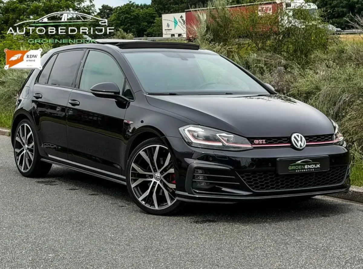 2.0 TSI GTI Performance DYNAUDIO / HONINGGRAAT / GROOTNAVI / CAMERA / PDC / MODE /ACC