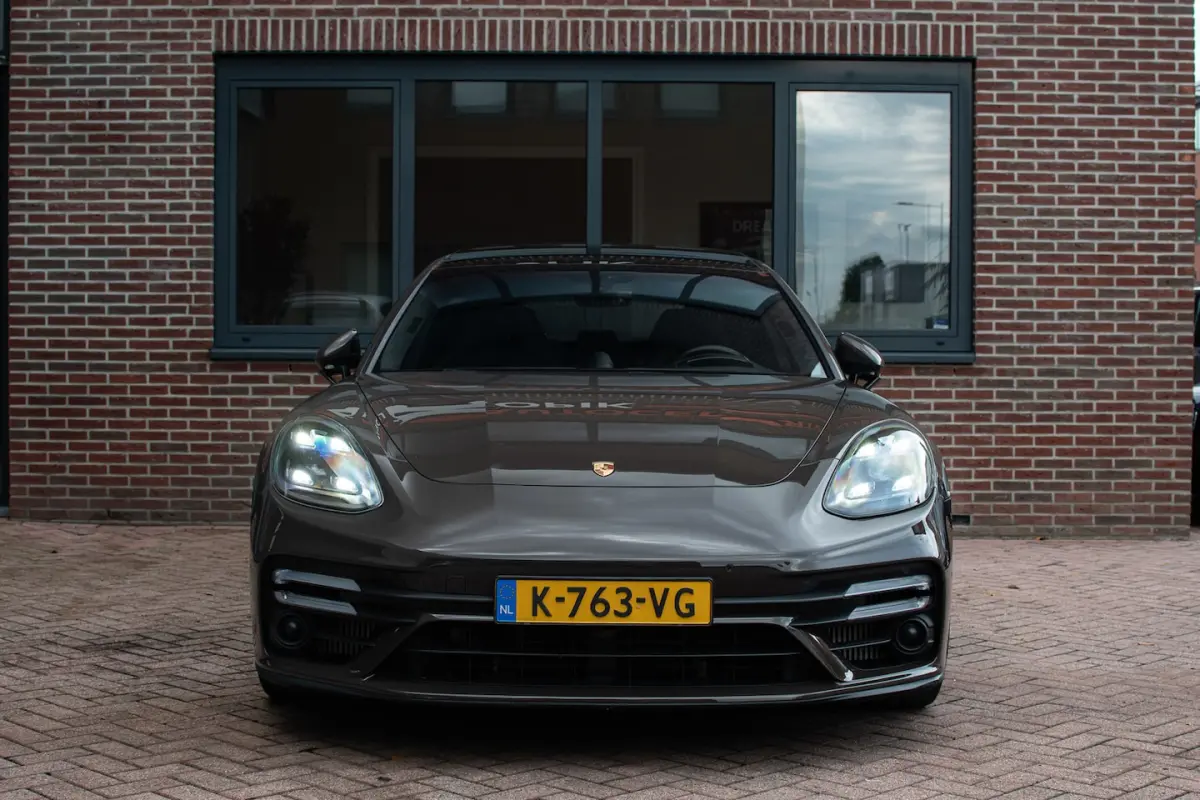 4.0 Turbo S E-Hybrid 700PK|Keramisch|Burmester|