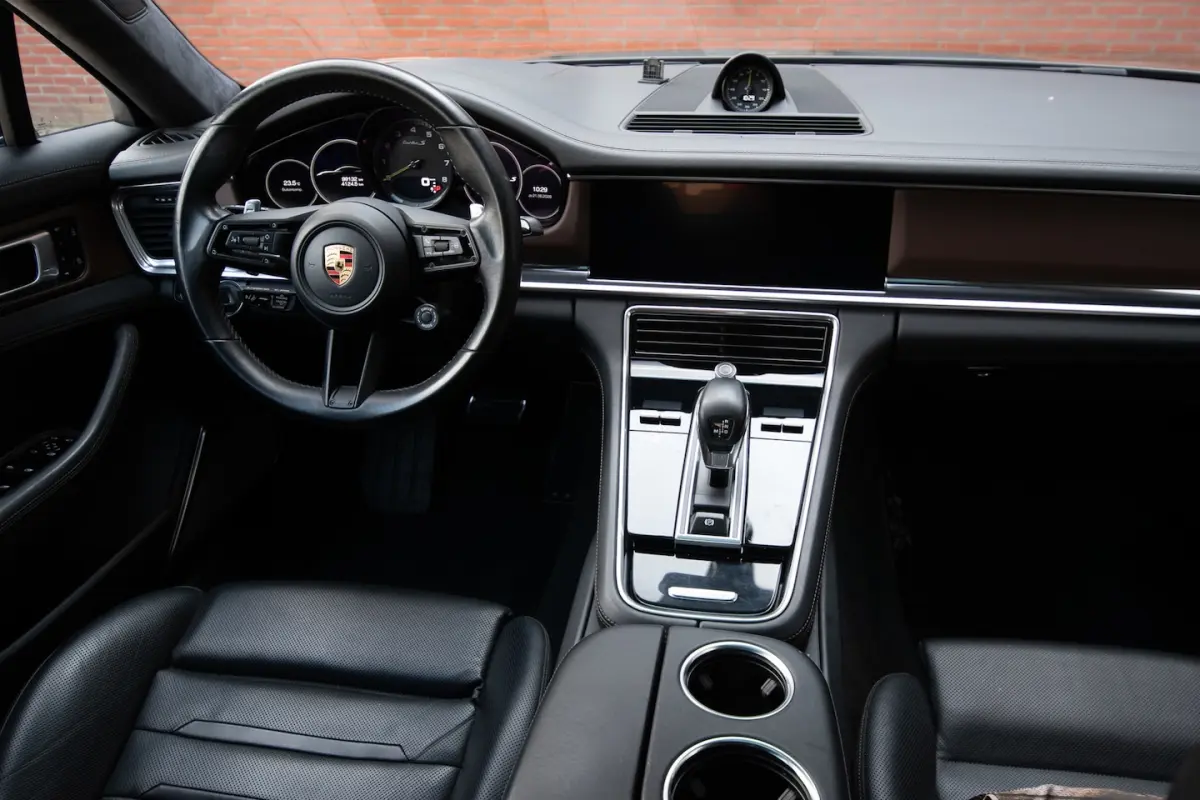 4.0 Turbo S E-Hybrid 700PK|Keramisch|Burmester|