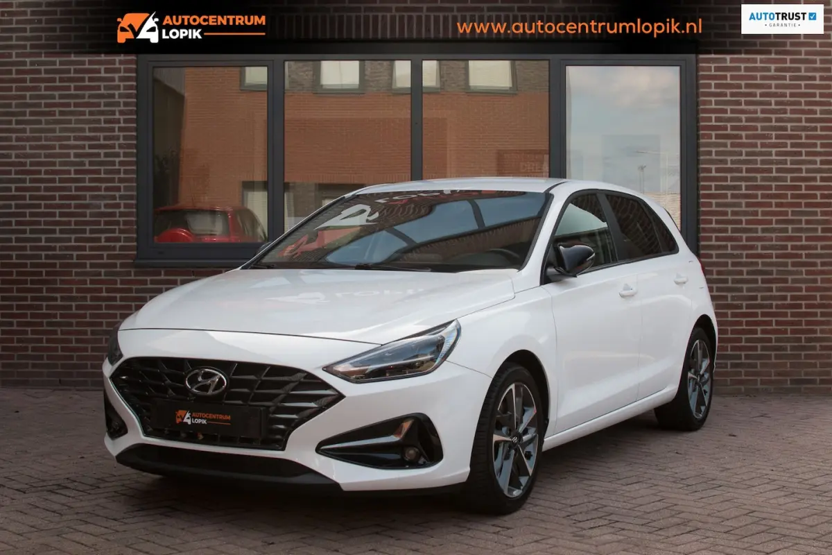 1.0 T-GDi MHEV i-Motion Apple Carplay/Camera