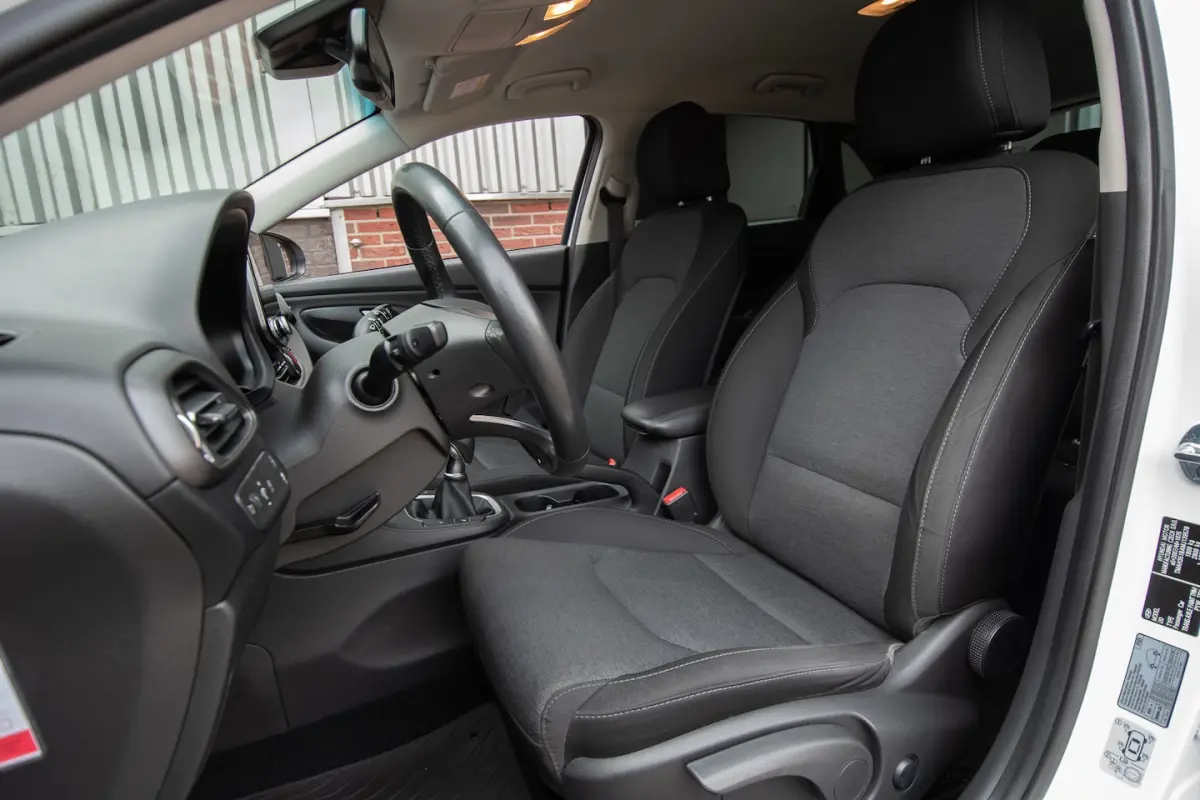 1.0 T-GDi MHEV i-Motion Apple Carplay/Camera