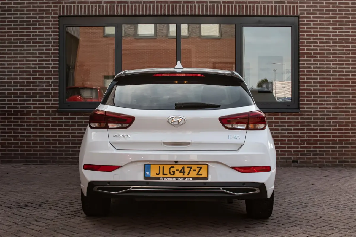 1.0 T-GDi MHEV i-Motion Apple Carplay/Camera