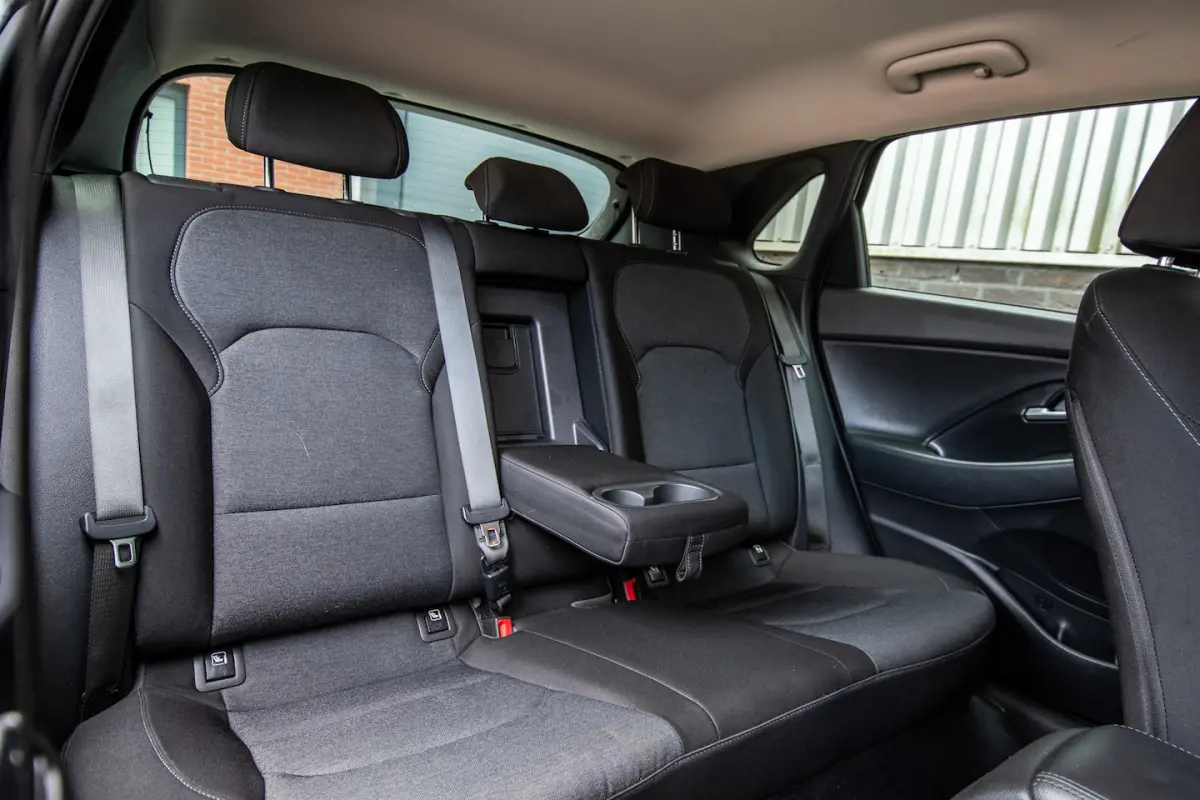 1.0 T-GDi MHEV i-Motion Apple Carplay/Camera