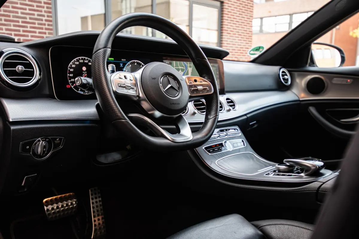 200 Business Solution AMG styling*Widescreen*Leder