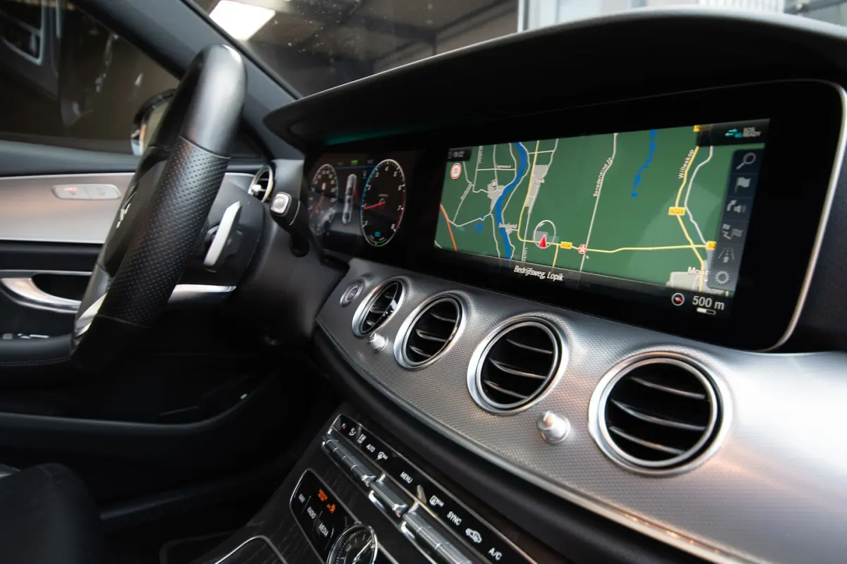 200 Business Solution AMG styling*Widescreen*Leder