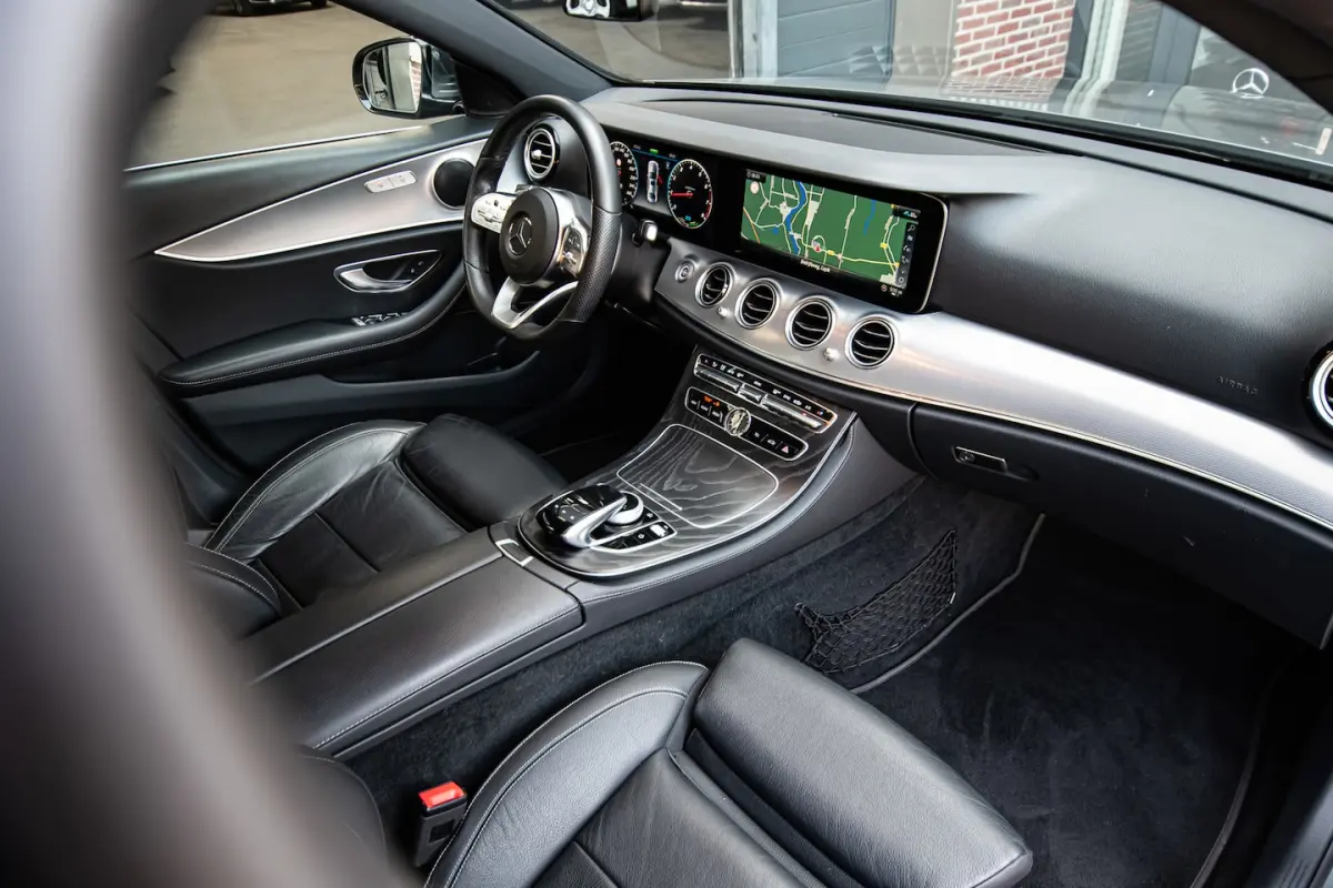 200 Business Solution AMG styling*Widescreen*Leder