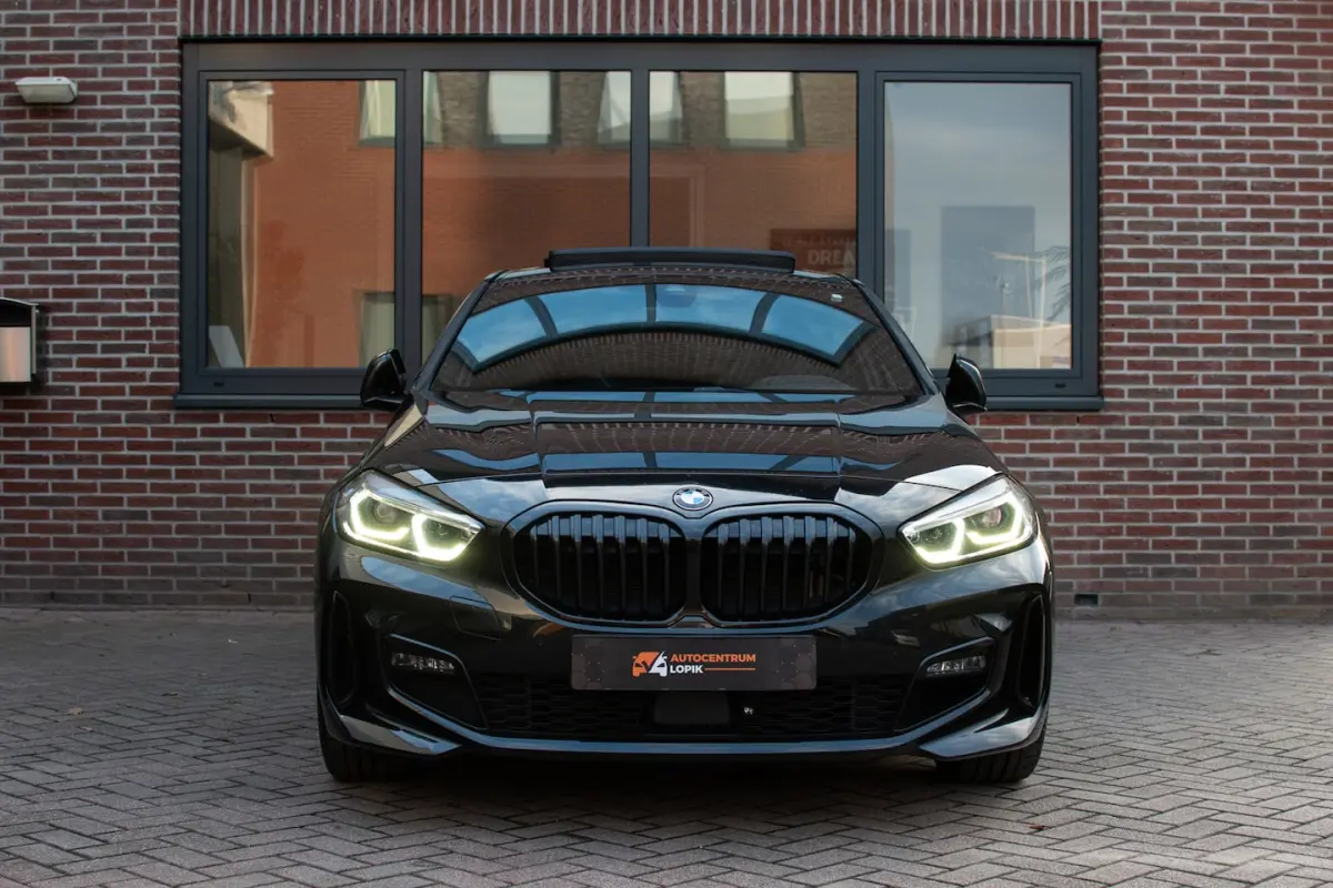118i High Exe M-Sport HeadUp*Open dak*Leder