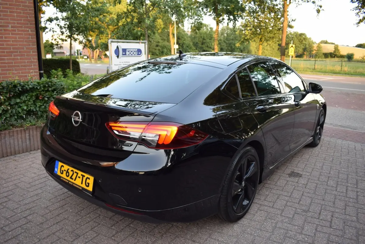 1.5 Turbo Exclusive OPC/ADAP CRUISE/NAVI/AIRCO/CARPLAY/CAMERA/NL-AUTO//TREKH/PDC/KEYLESS/H