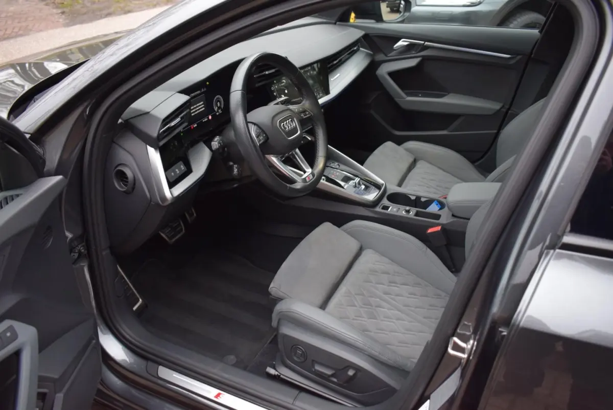 45 TFSI e S-LINE/245PK Competition/AUTOMAAT/PANODAK/ADAP-CRUISE/CARPLAY/HEAD-UP/CAMERA/MAT