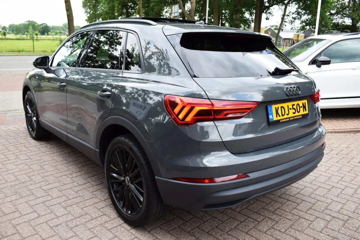 45 TFSI e S-LINE/PANO/ADAP-CRUISE/CARPLAY/CAMERA/MATRIX/SFEER/19 INCH