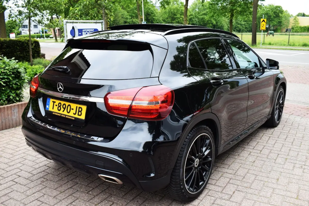 250 Premium Plus AMG-LINE /AUTOM/PANO DAK/CRUISE/AIRCO-ECC/CAMERA 360 GR/XENON/LMW 19 "/ST