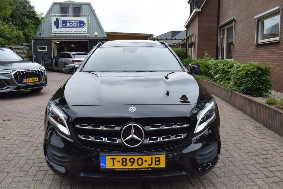 250 Premium Plus AMG-LINE /AUTOM/PANO DAK/CRUISE/AIRCO-ECC/CAMERA 360 GR/XENON/LMW 19 "/ST